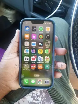 Apple iPhone 13 (Used)