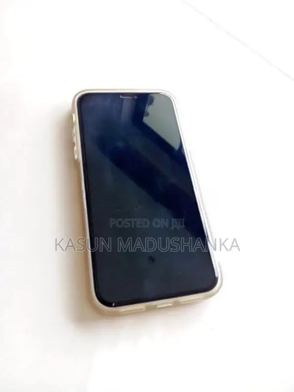 Apple iPhone 11 (Used)