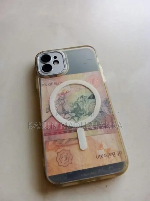 Apple iPhone 11 (Used)