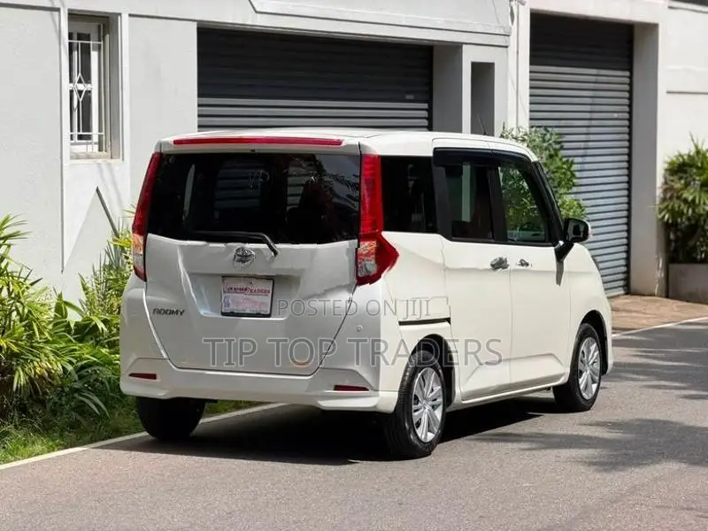 Toyota Roomy G 2023