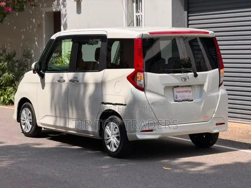 Toyota Roomy G 2023