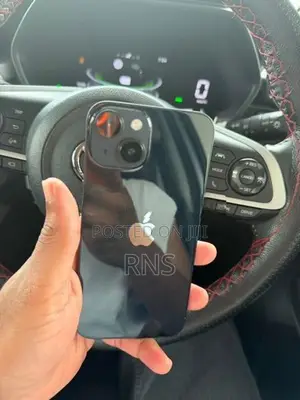 Apple iPhone 14 (Used)