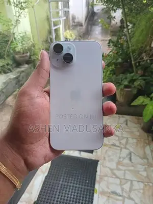 Apple iPhone 15 (Used)