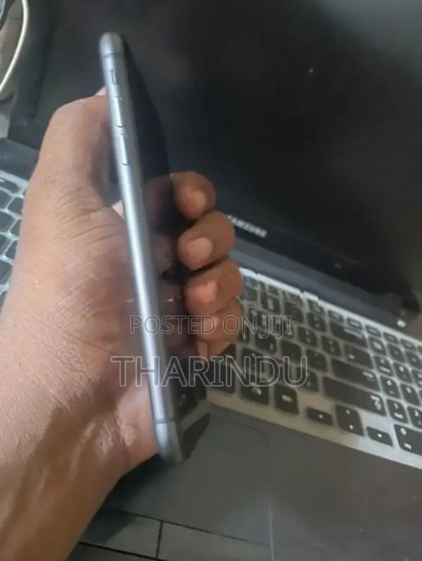 Apple iPhone 11 (Used)