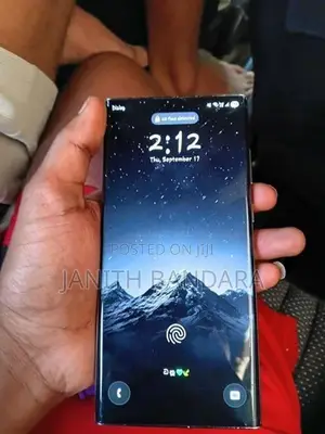 Samsung Galaxy S22 Ultra (Used)