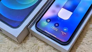 Apple iPhone 12 (Used)