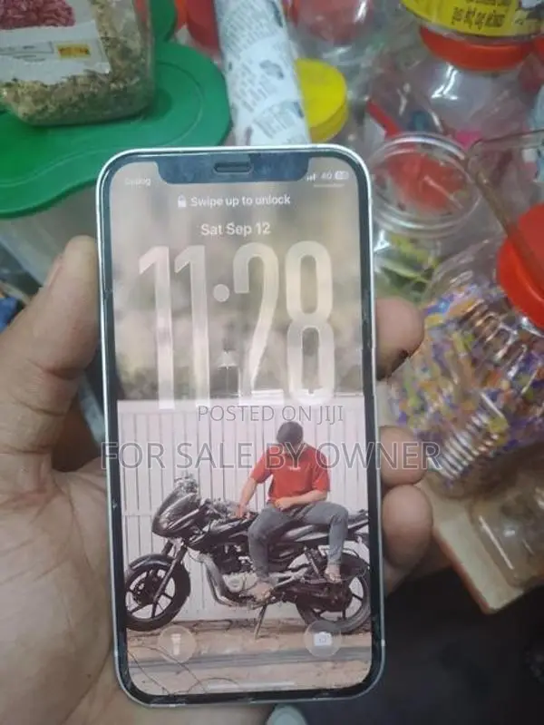 Apple iPhone 12 mini (Used)