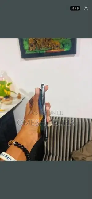 Apple iPhone 8 (Used)