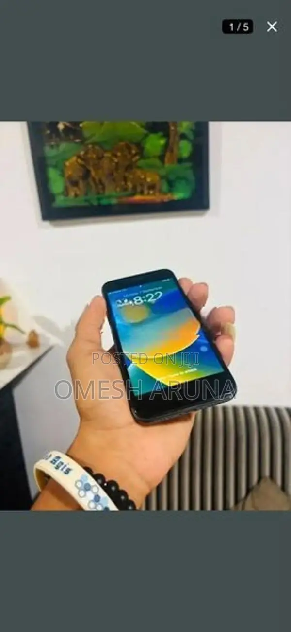 Apple iPhone 8 (Used)