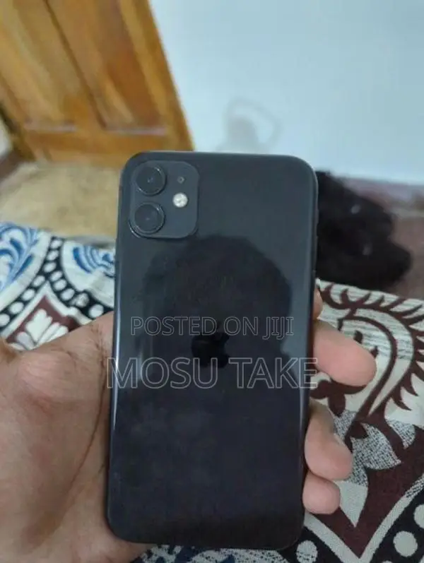 Apple iPhone 11 128GB (Used)