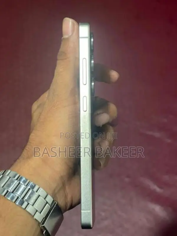 Samsung Galaxy S25 Ultra (Used)