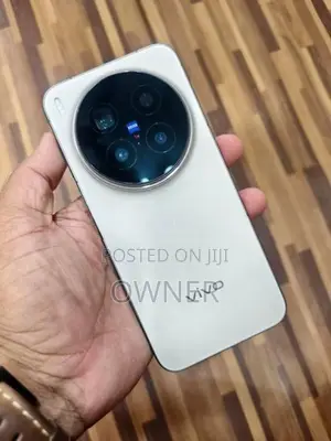 Vivo X300 Pro (Used)