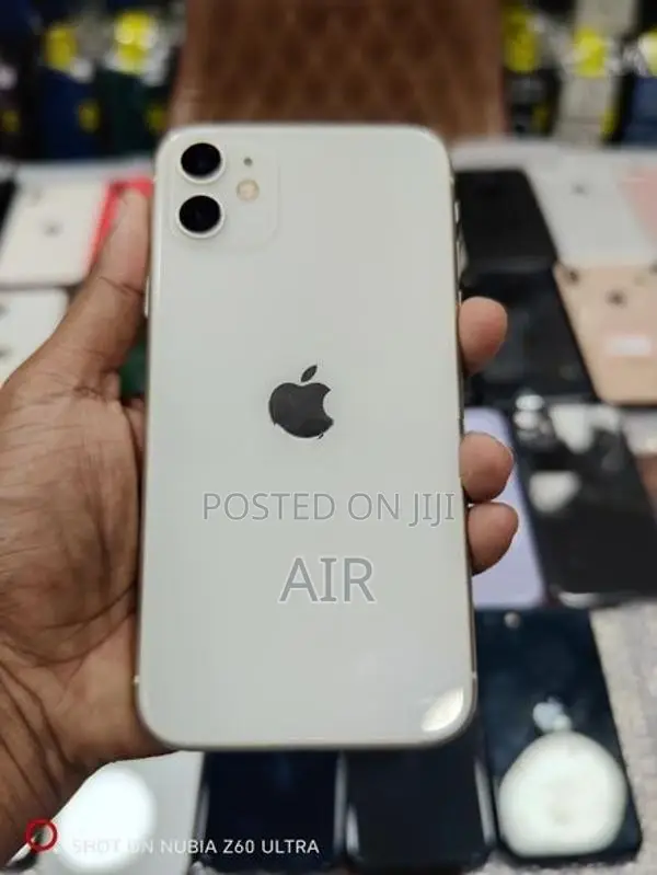 Apple iPhone 11 (Used)