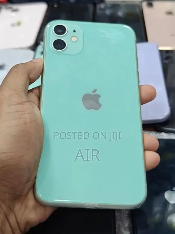Apple iPhone 11 (Used)