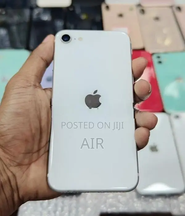 Apple iPhone SE 2 128 (Used)