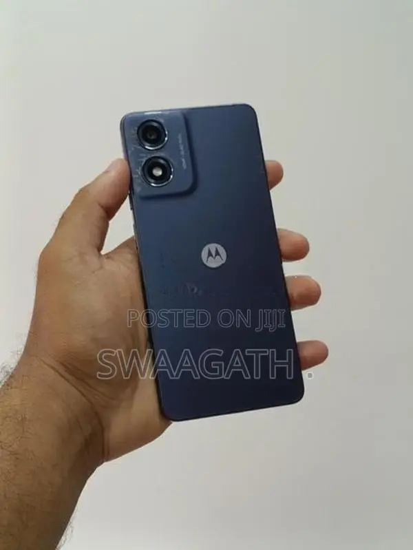 Moto G04s (Used)