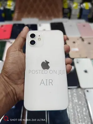 Apple iPhone 12 128GB (Used)