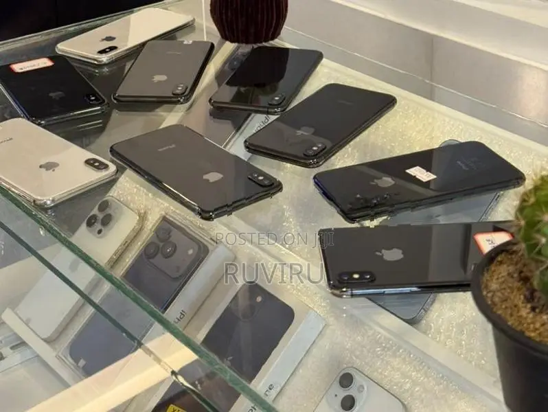 Apple iPhone X (Used)