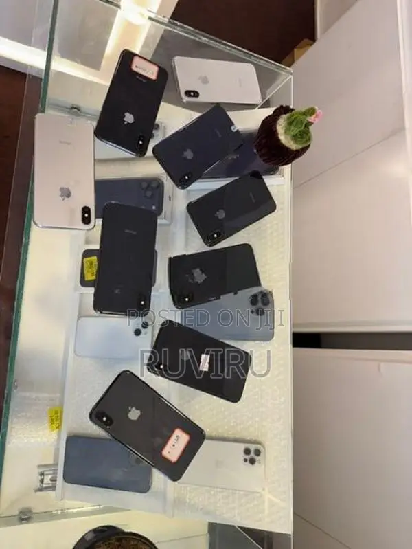 Apple iPhone X (Used)