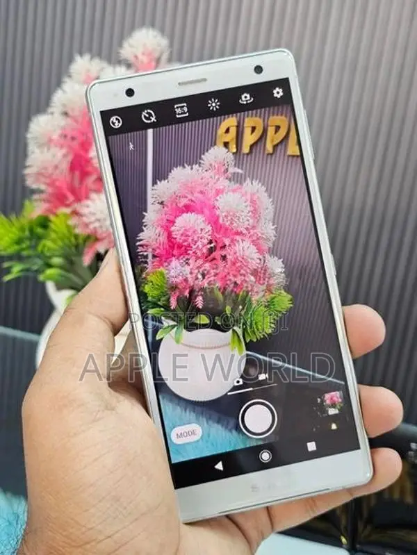 Sony Xperia XZ2 (Used)