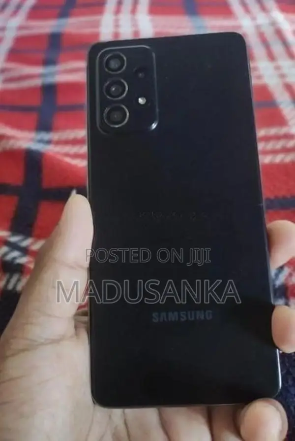 Samsung Galaxy A52 (Used)