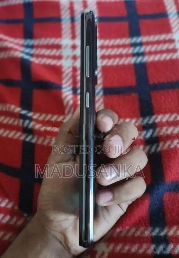 Samsung Galaxy A52 (Used)