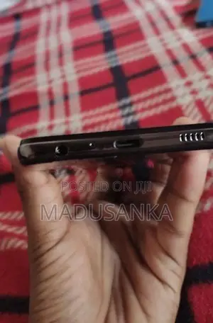 Samsung Galaxy A52 (Used)