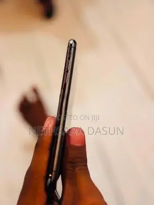 Apple iPhone XS (Used)