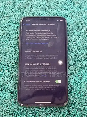 Apple iPhone XS 256GB (Used)