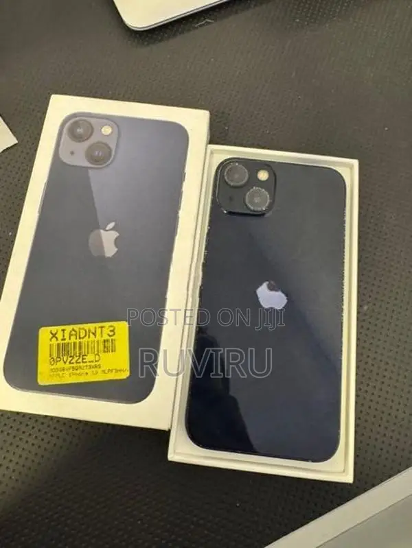 Apple iPhone 13 (Used)