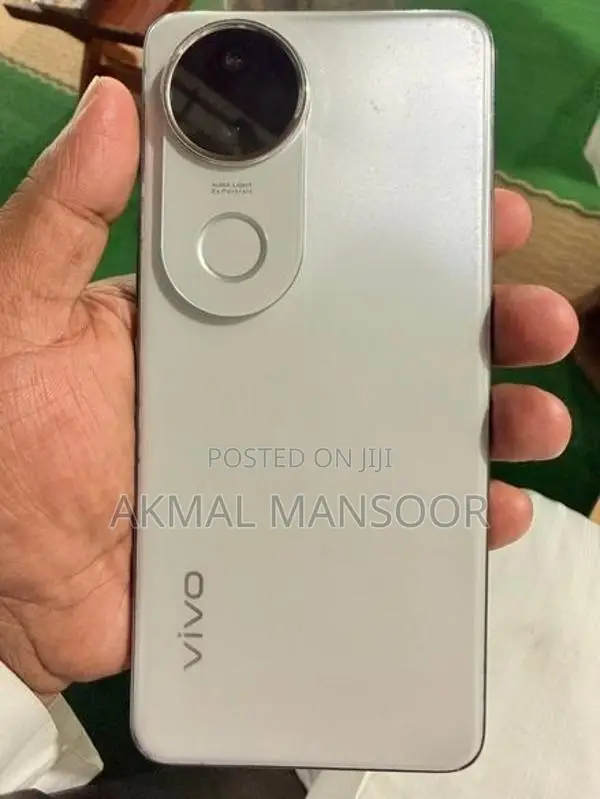 Vivo V50E (Used)