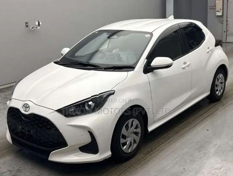 Toyota Yaris X 2024