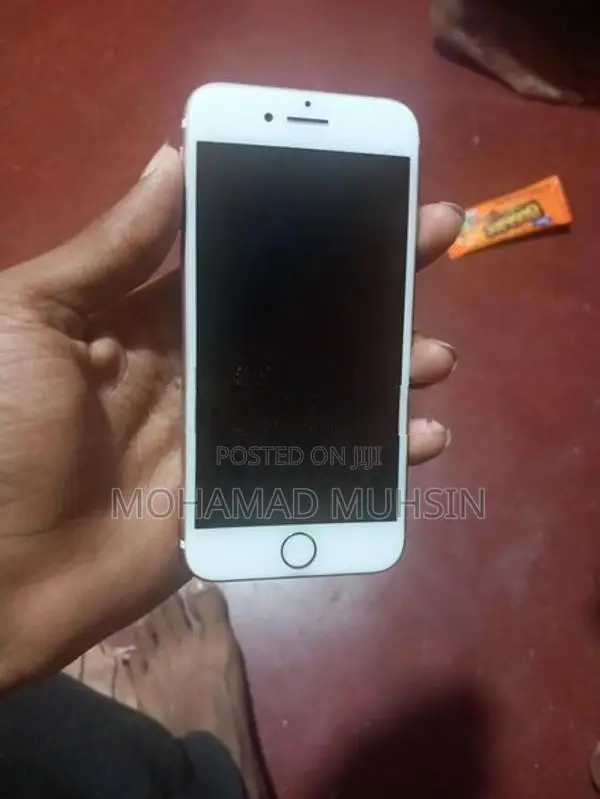 Apple iPhone 7 128GB (Used)