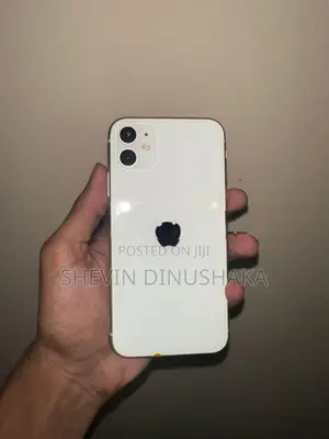 Apple iPhone 11 (Used)