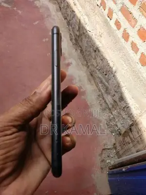 Apple iPhone 11 (Used)