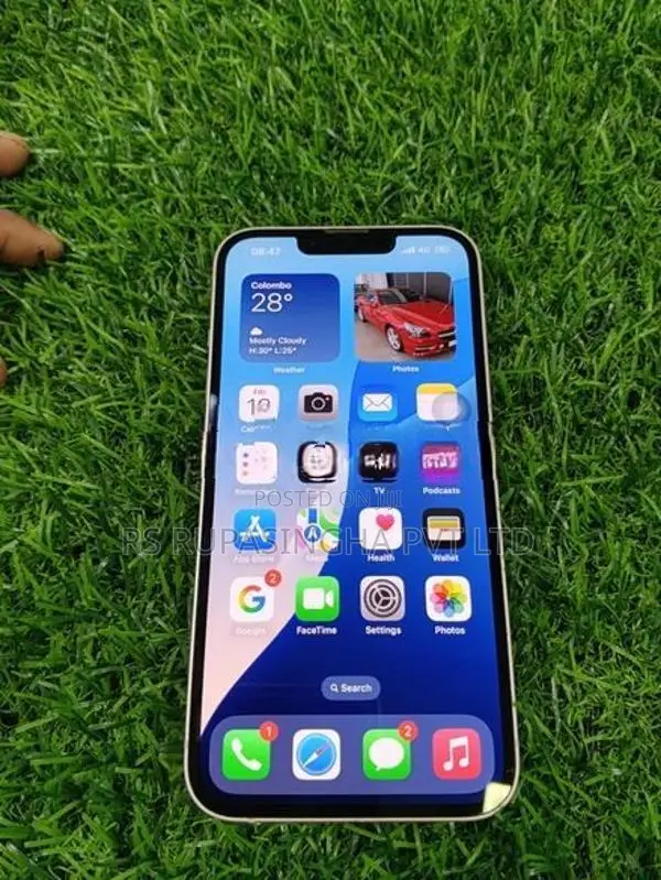 Apple iPhone 13 (Used)
