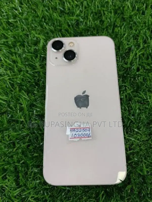 Apple iPhone 13 (Used)