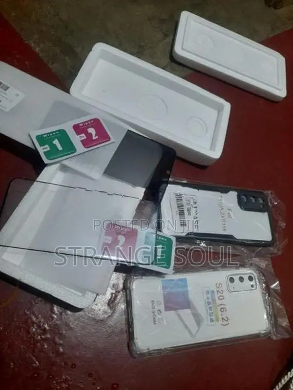 Samsung Galaxy S20 SIM USA (Used)