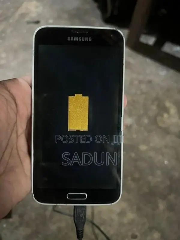 Samsung Galaxy S5 32GB (Used)