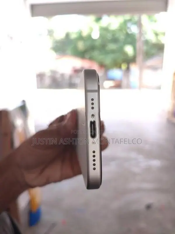 Apple iPhone 15 (Brand New)