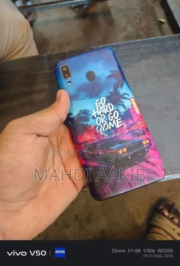 Samsung Galaxy A20 (Used)