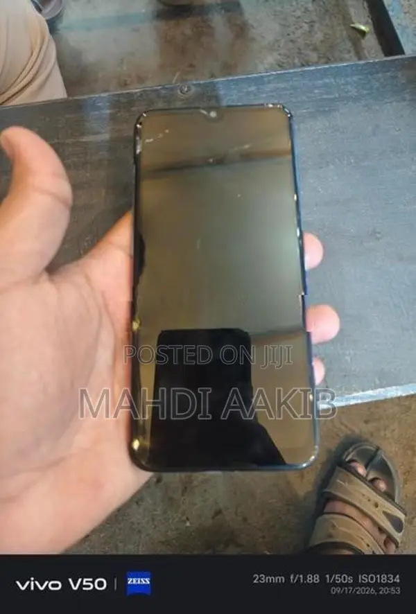Samsung Galaxy A20 (Used)