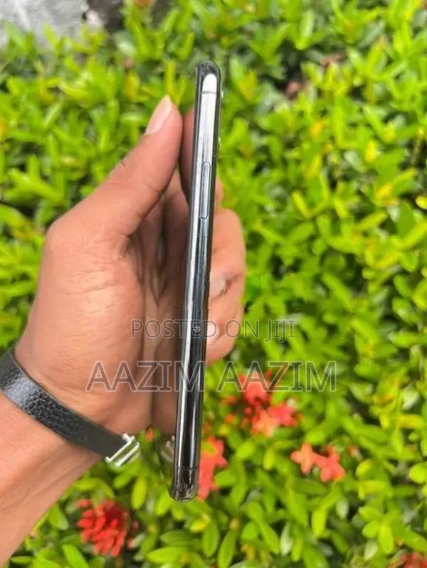 Apple iPhone 11 Pro (Used)