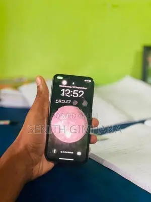 Apple iPhone XS (Used)