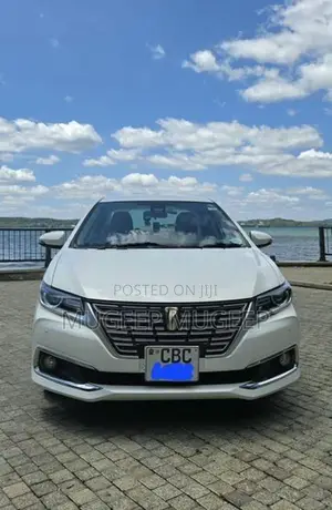 Toyota Premio 2018