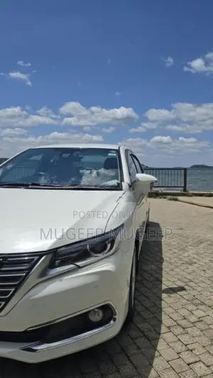 Toyota Premio 2018