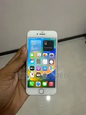 Apple iPhone 8 (Used)