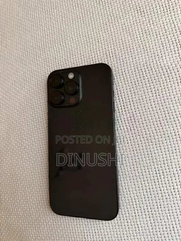 Apple iPhone 16 Pro Max (Used)