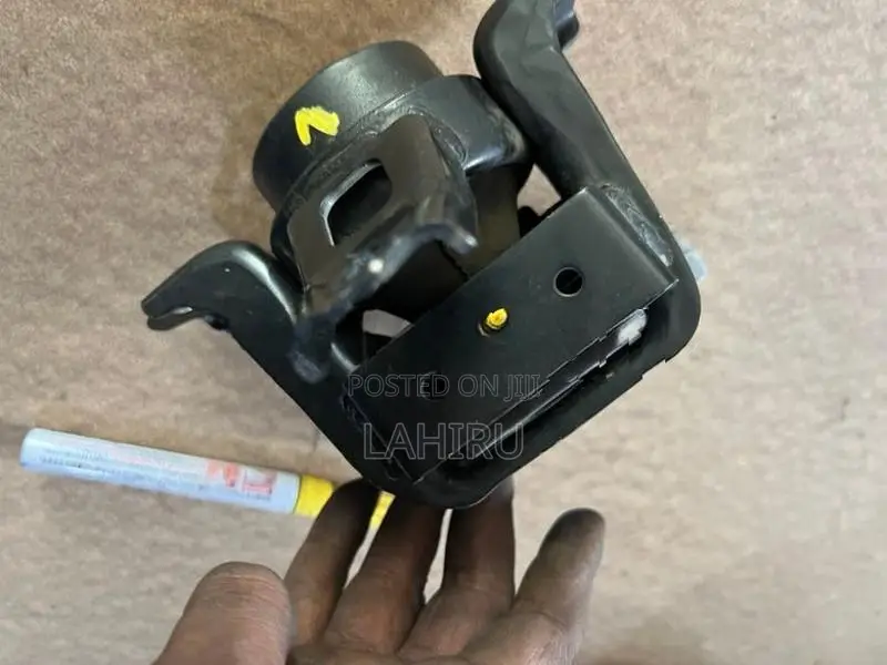 Wagon R Engine Mount