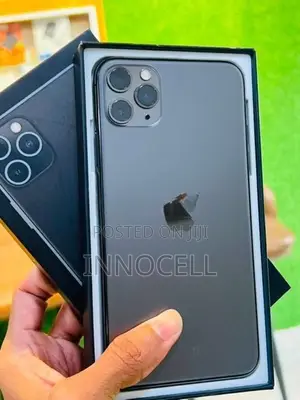 Apple iPhone 11 Pro Max 256GB (Used)